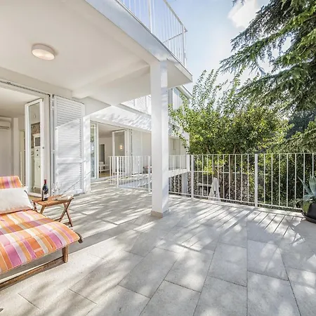 Holiday home Fiore *